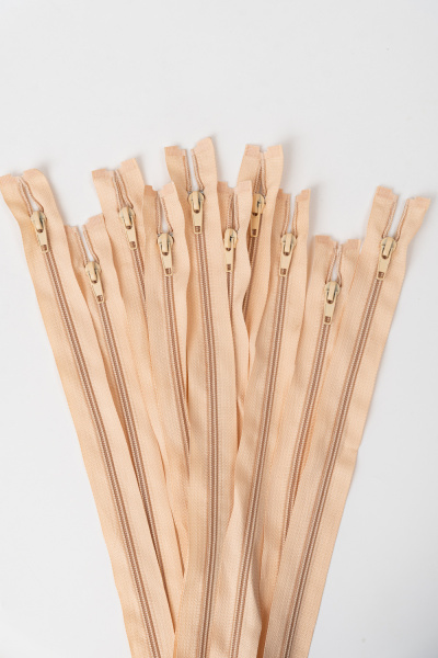 dec924e0-6120-44bd-a922-468af5e80f35